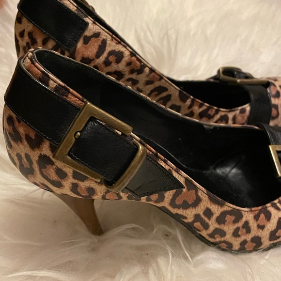 Leopard Print Kitten Heels Roberto Durville - Picture 3 of 4